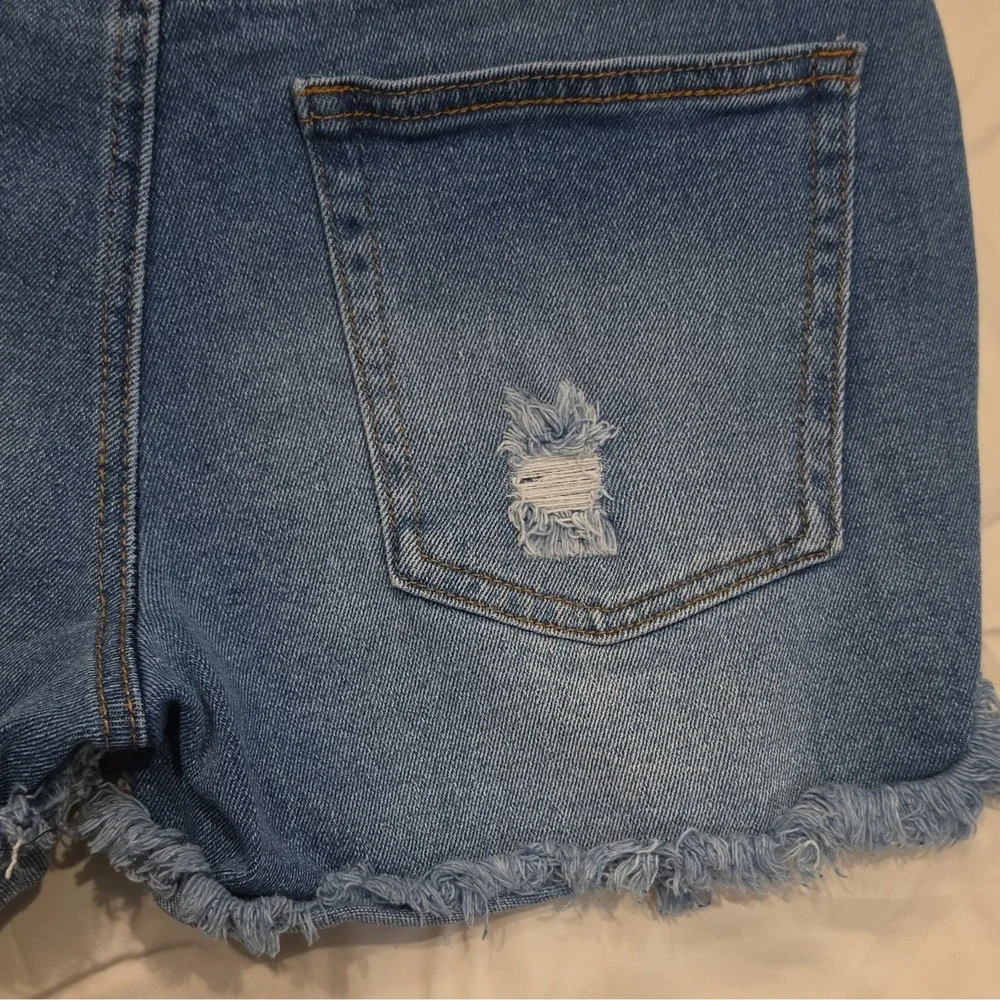 Almost Famous Juniors High Rise Distressed Cut-Off Denim Shorts 7 Blue #97